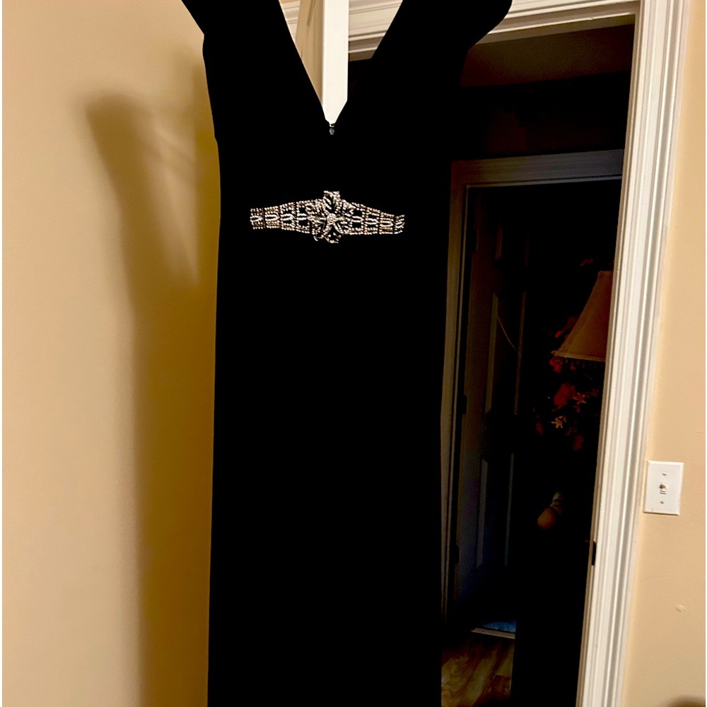 Black formal with “old Hollywood” embellishment